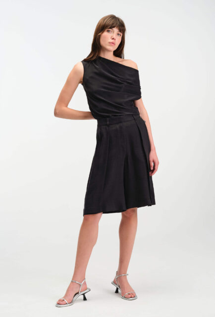 Obsidian Waves Top